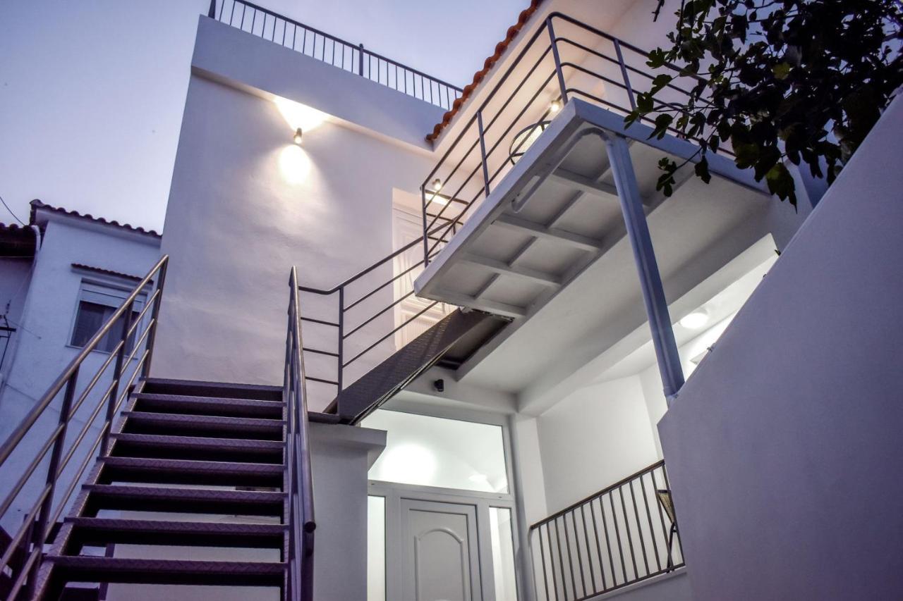 La Maison Plakes 3 Bdr Apt Skiathos-Stadt Exterior foto